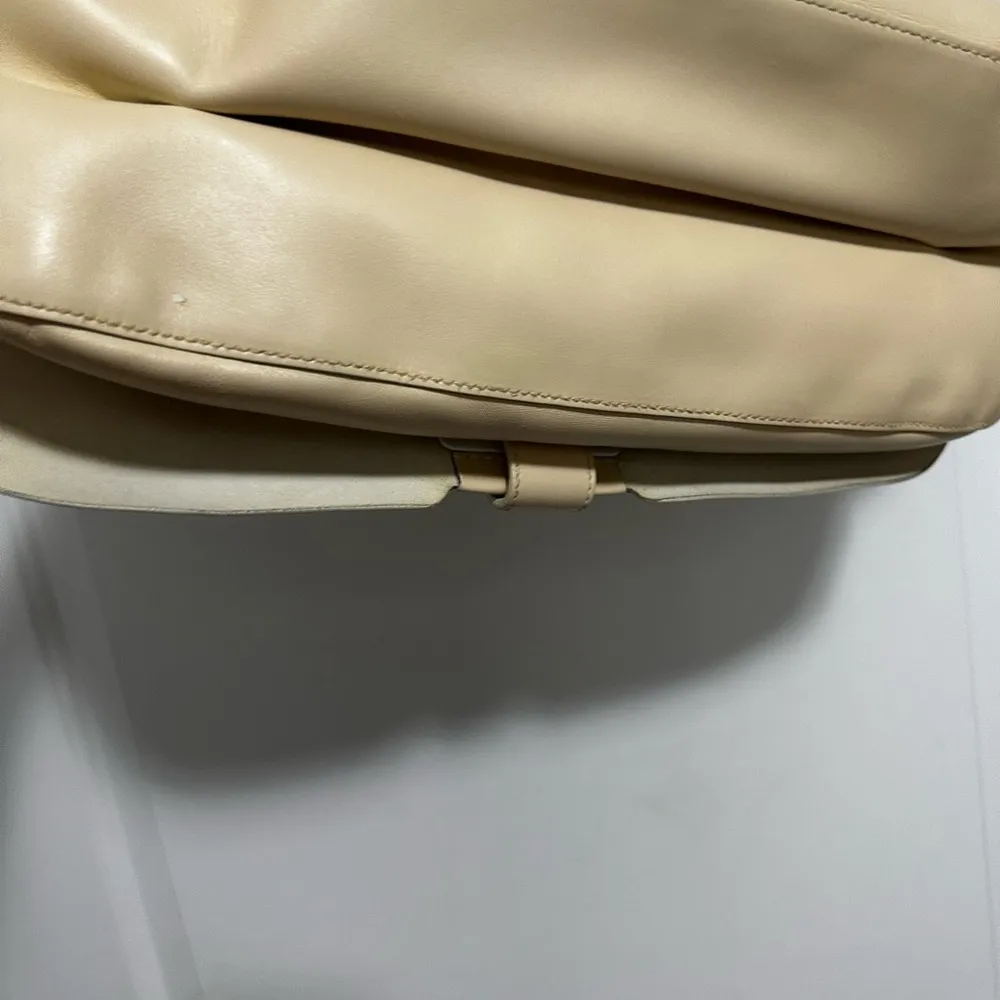 Salvatore Ferragamo Camel Color Leather Hand Shoulder Bag EUC 16 x 11 x 6 in - Image 10