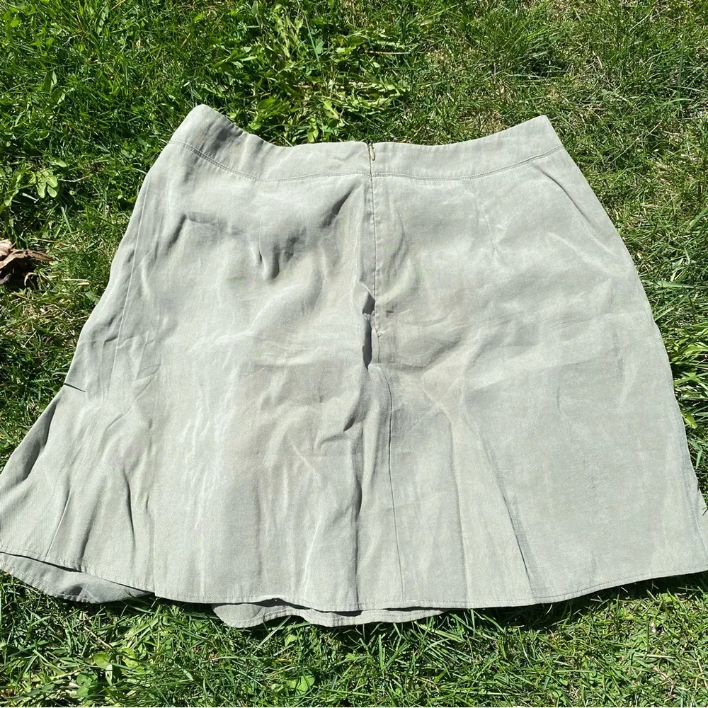 BCBGeneration Women's Size 10 Olive Green Mini Skirt Draped Front Mid Rise - Image 3