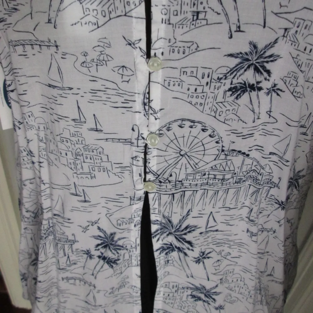 NWT - Old Navy Spaghetti Strap Top - Size Medium - Image 4