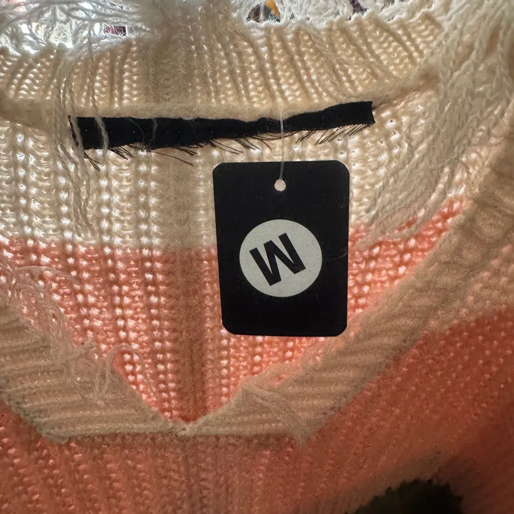 Chunky Knit V - Image 3