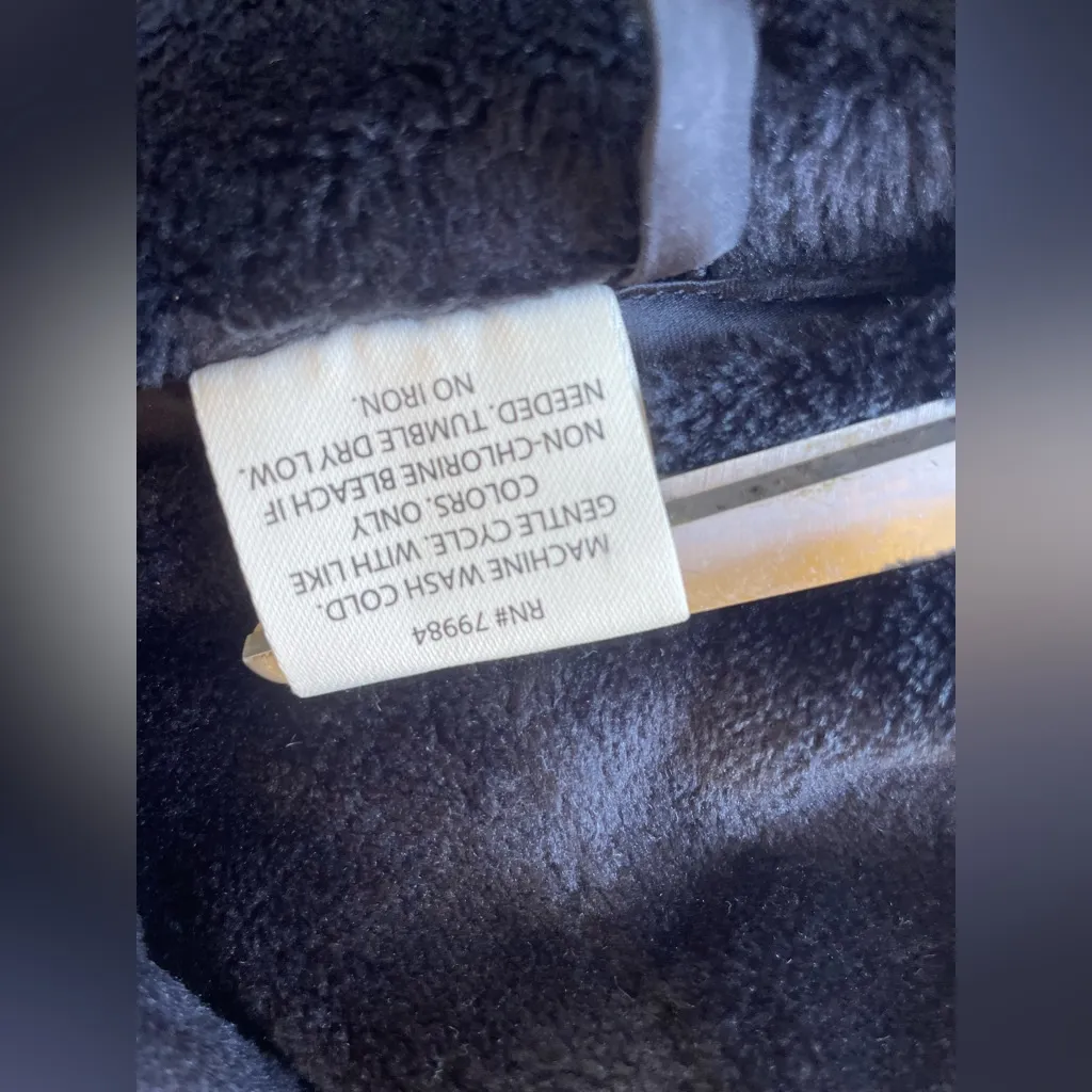 Soma  Plush Black Women's Robe - Image 9