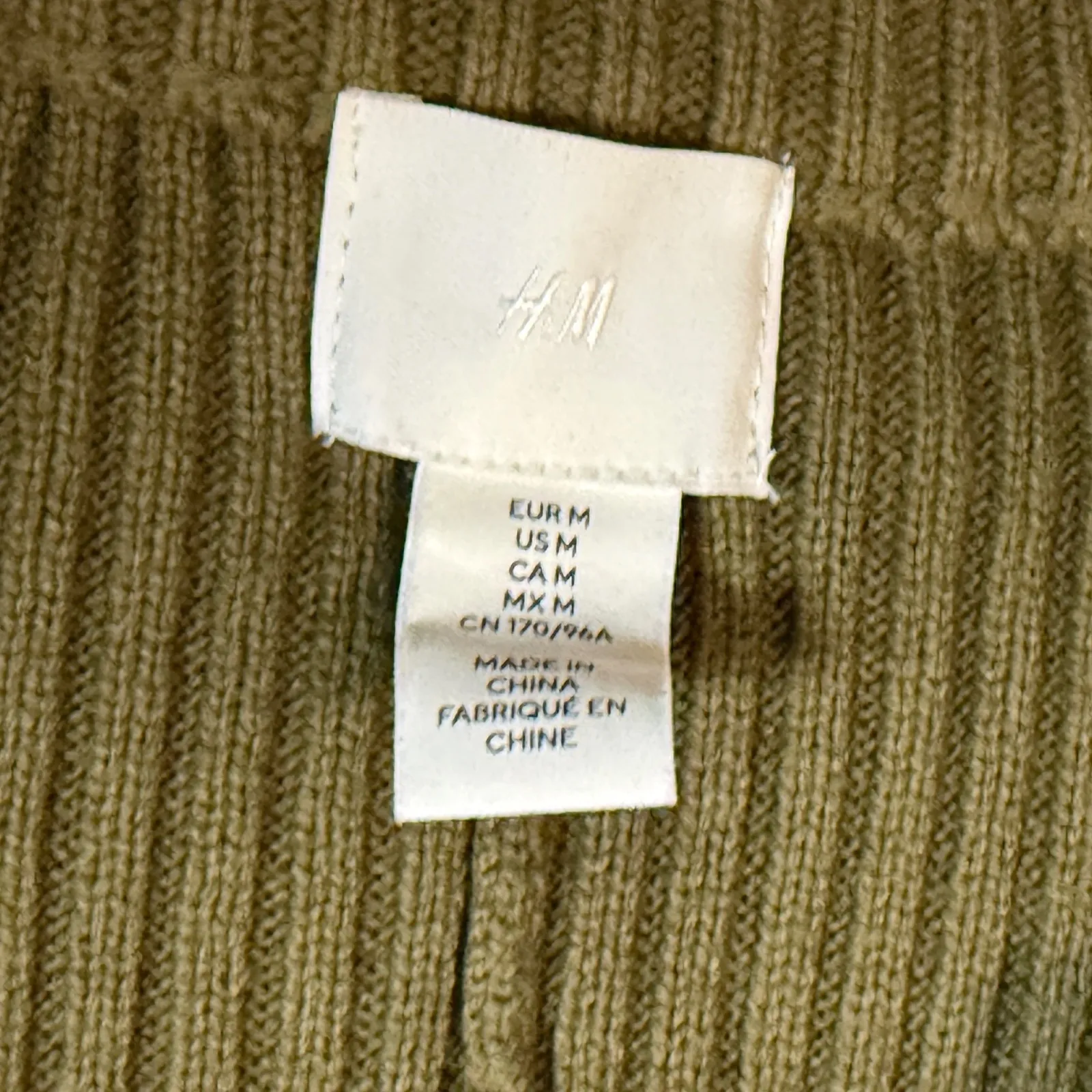 NWOT H&M Size Medium RIB-KNIT BUTTON-FRONT DRESS Dark khaki green Short Sleeve - Image 3