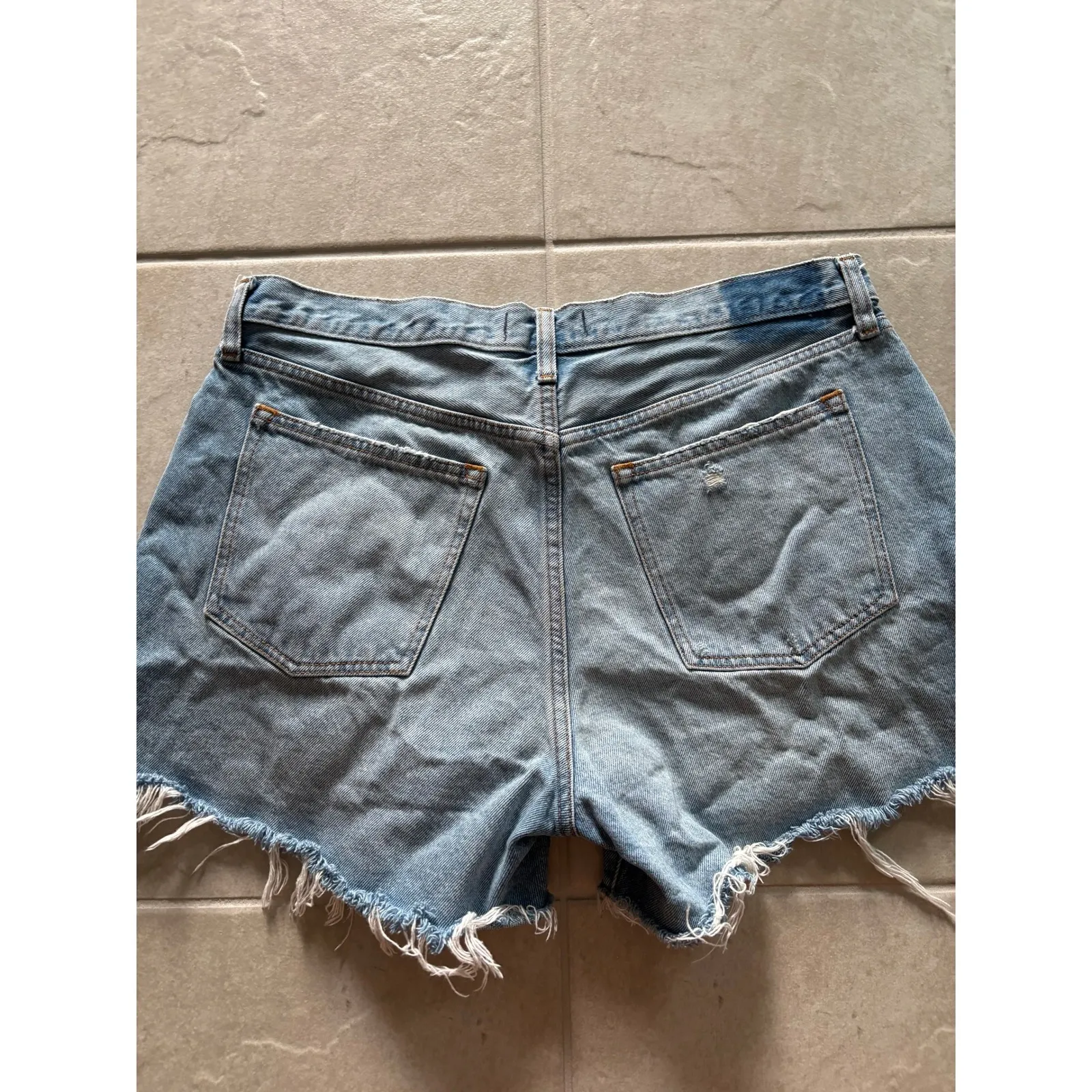 Abercrombie & Fitch Shorts Womens 31 Blue Denim Boyfriend‎ Mid Rise Distressed - Image 4