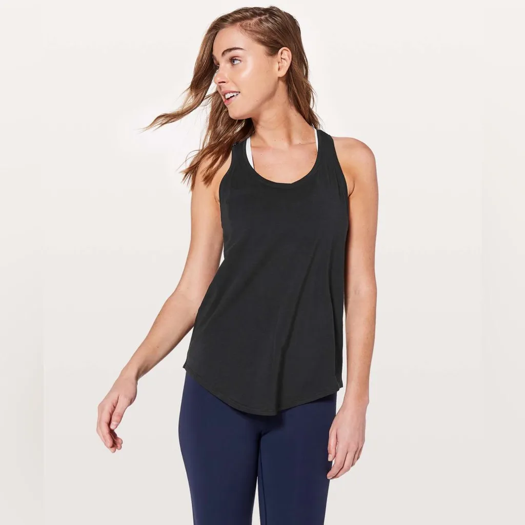 LULULEMON Love Tank *Pleated in Black Size 6 ?? - Image 3
