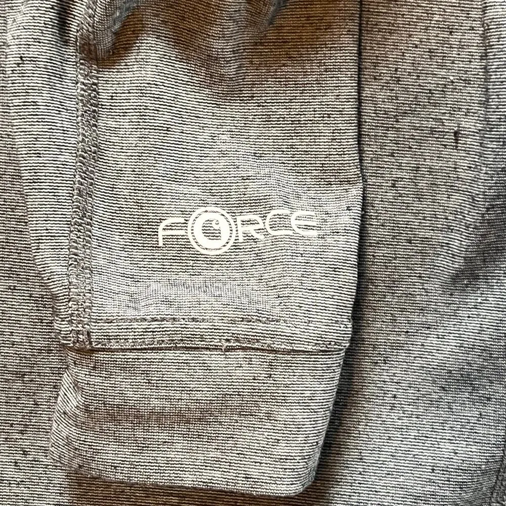 Carhartt  Women's Base Force Heavyweight Crew.  Size Medium - Image 6