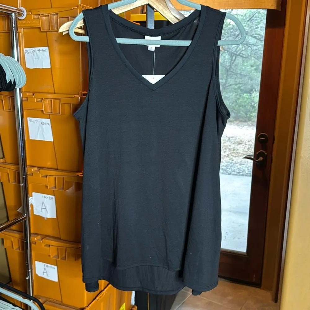 NWT LuLaRoe KRISTINA TANK TOP Black Size Medium - Image 3