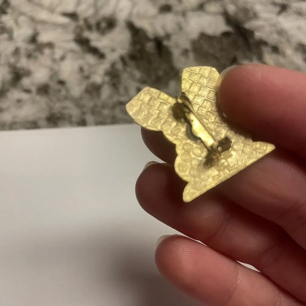 Signed Norcross Enamel Easter Bunny Rabbit Gold Tone / White - Image 9