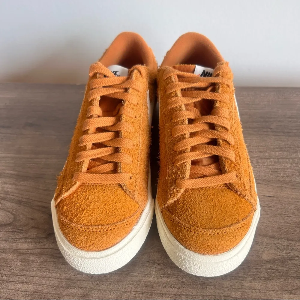 NIKE Blazer Low '77 Monarch Women's Shoe Size 7.5 #B1897 - Image 2