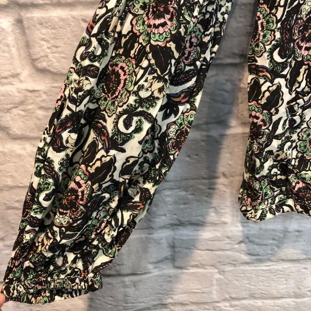 Free People  Size Small Soft Printed Balloon Sleeve Jacket - Image 15