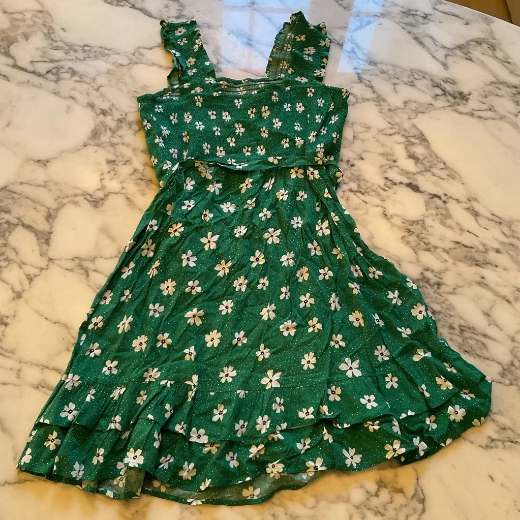 NWT DR2 Kelly Green Smocked Ruffle Strap Floral Dress Sz L Size L - Image 2