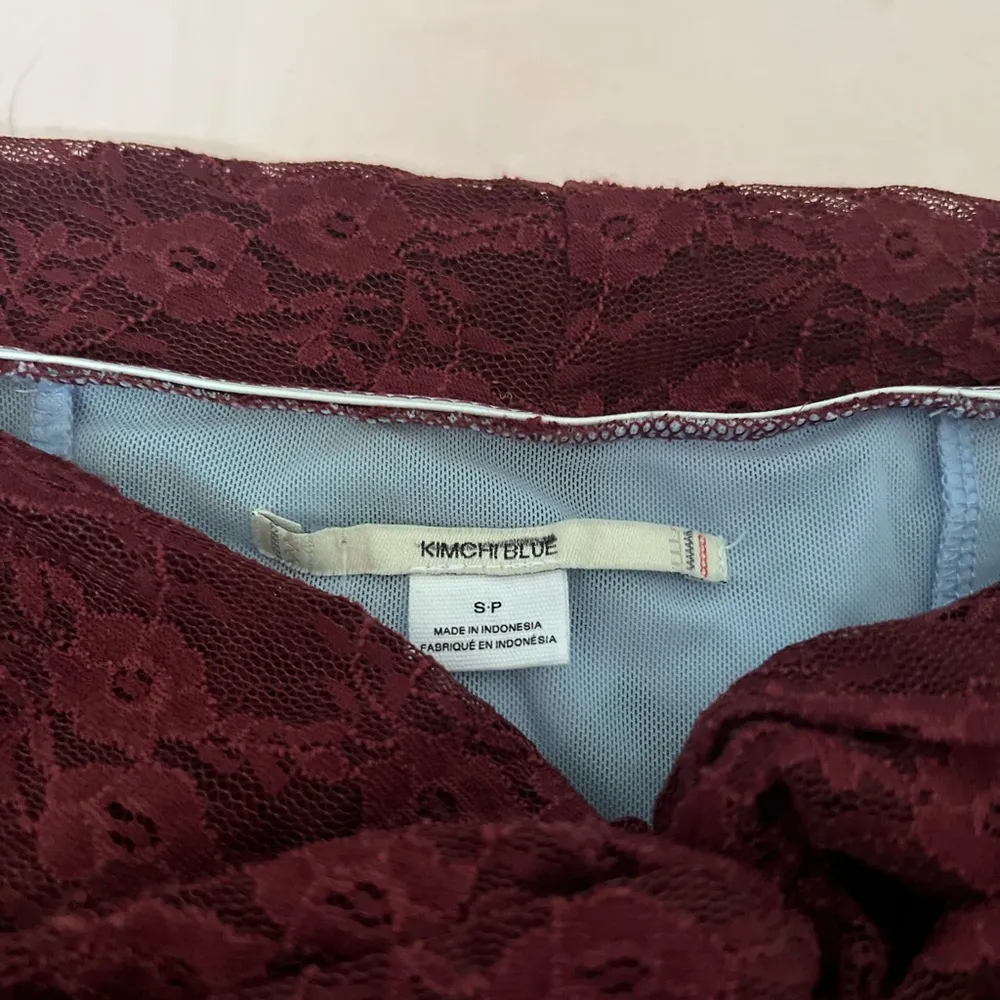 Urban Outfitters Kimchi Blue Sydney Lace & Blue Maroon Floral Dress - Image 3