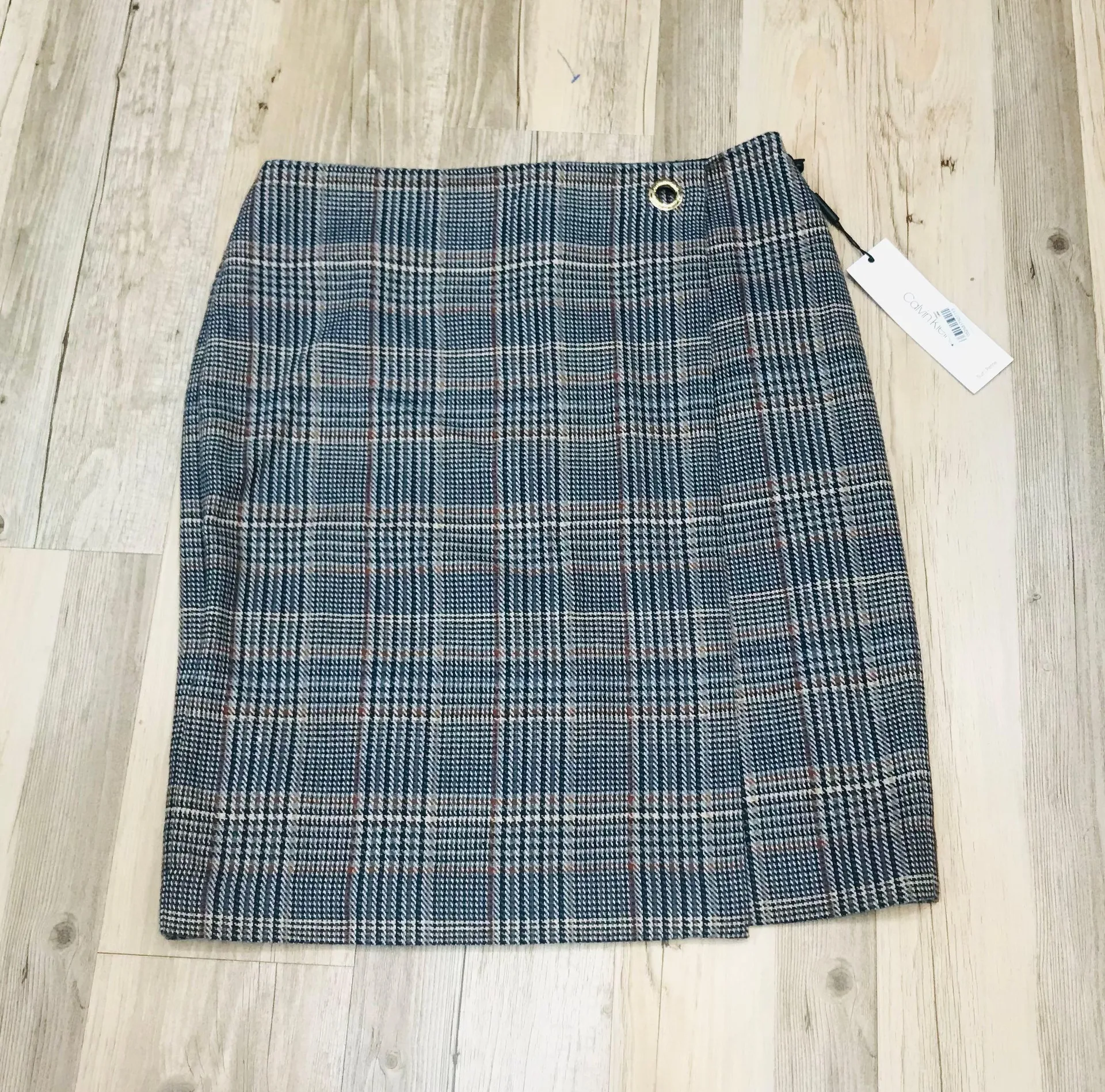NWT  Tweed Business Pencil Skirt size 8P - Image 2