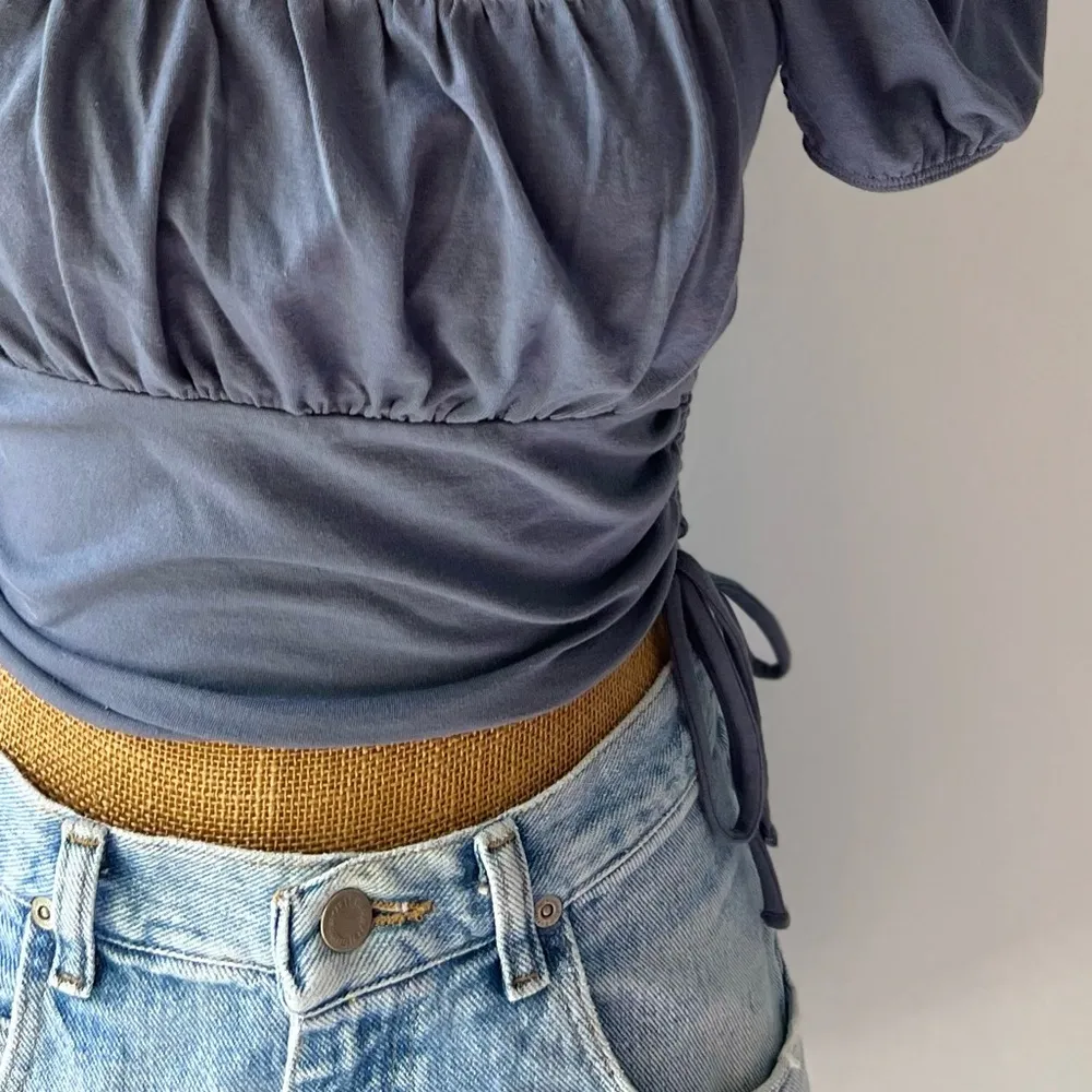 Hollister Cropped Blue Puff Short Sleeve Hollister Top - Image 5