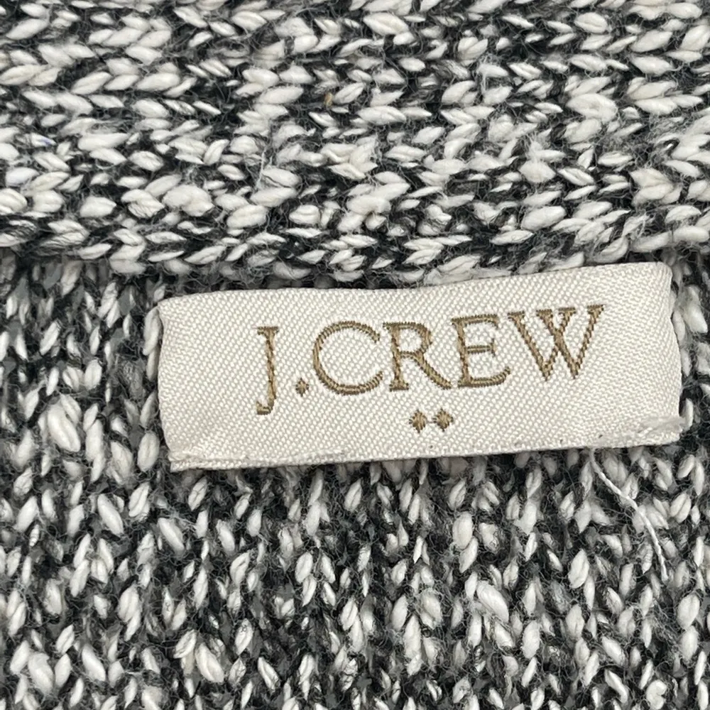 Women’s j crew factory grey knit shrug size small - Image 2