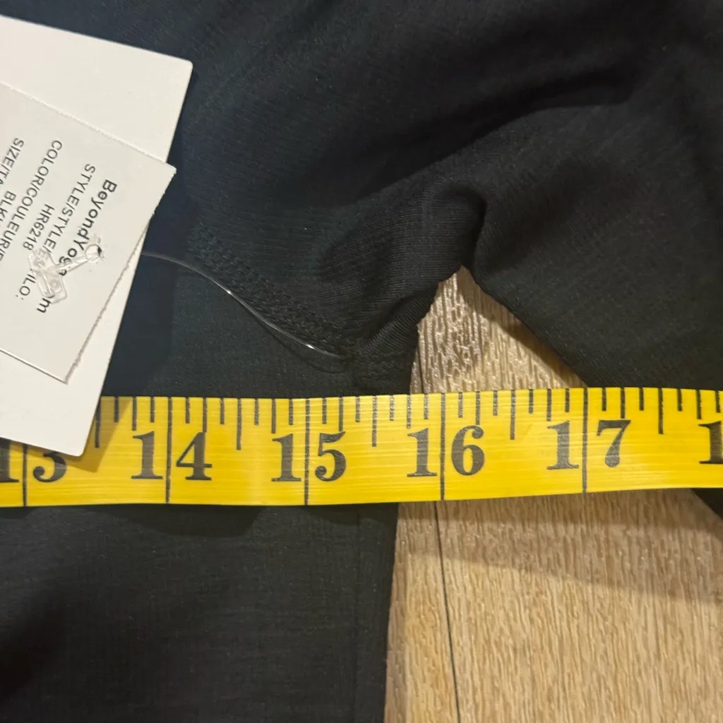 NWT Beyond Yoga Black Heathered Rib Westside Long Sleeve Dress Size S - Image 4