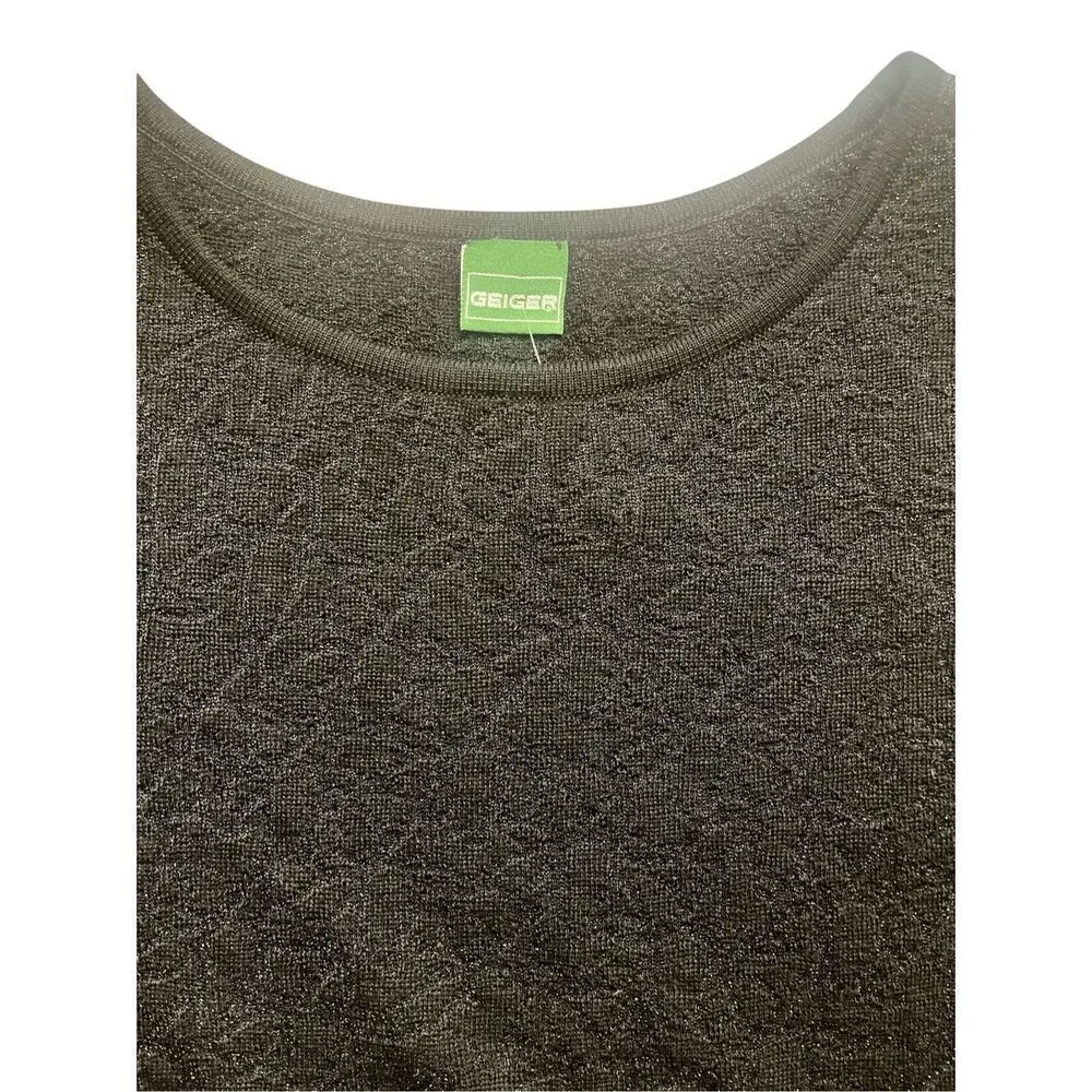 Geiger sweater vest black with subtle gold pattern sz 42 /large - Image 4