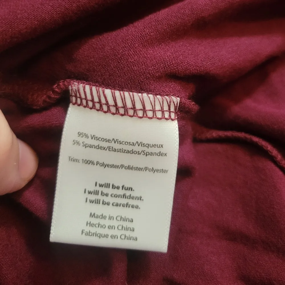 Vfish Burgundy Sleeveless Dress with Black Lace Trim Sz L Red Size L - Image 8