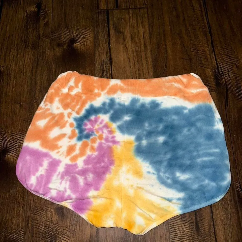 Daydreamer Tie Dye Shorts Size Medium - Image 2
