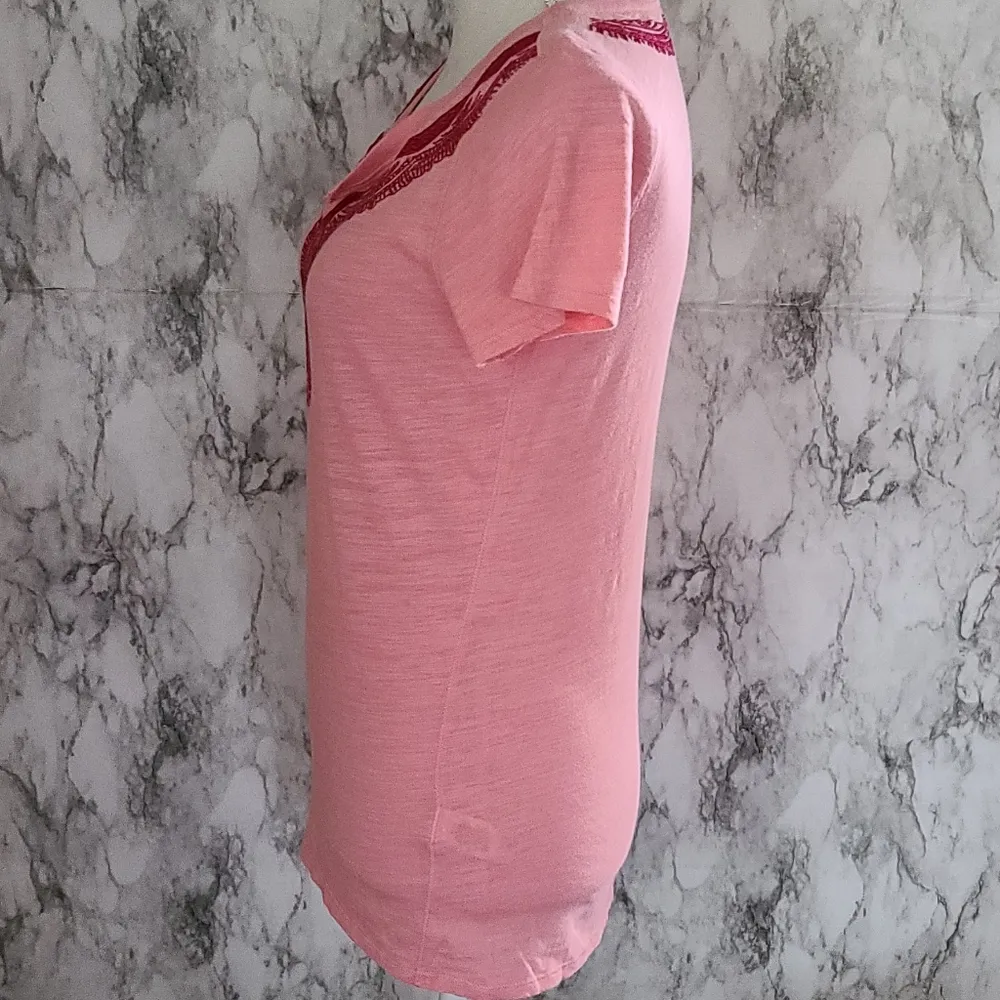 Lucky Brand Maldives embroidered tee size small - Image 5