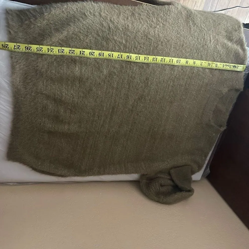 Boutique Super Soft Tan Crew Neck Sweater With Shimmering Gold Detail - Image 6