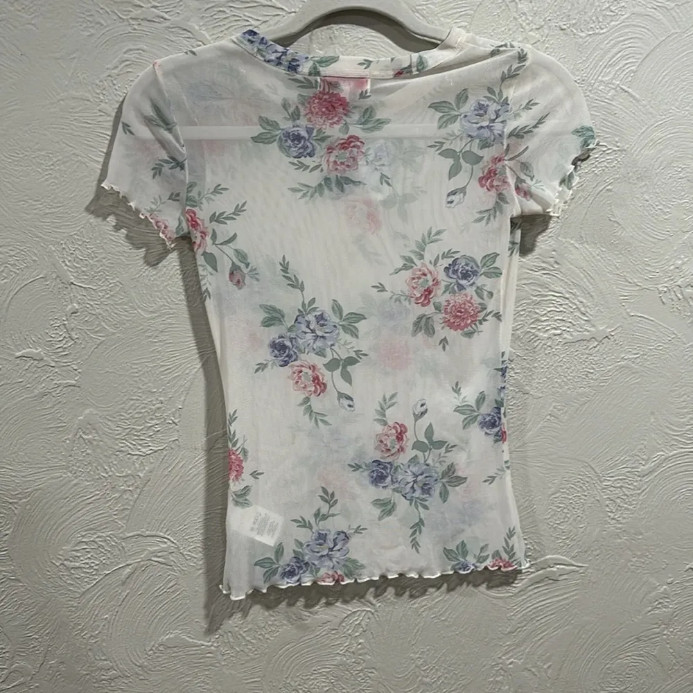 NWT y2k white bongo sheer floral top size small - Image 5