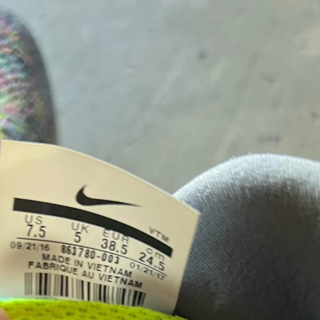 Nike LunarEpic Flyknit 2 Low Women's Size 7.5 Running Shoes Gray - Image 4