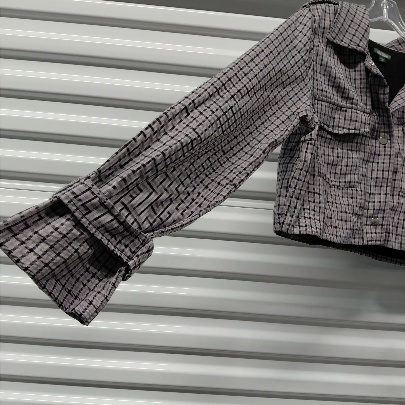 Wild Fable Jacket Women's Size Medium Purple Black Plaid Cropped Long Sleeve - Image 7