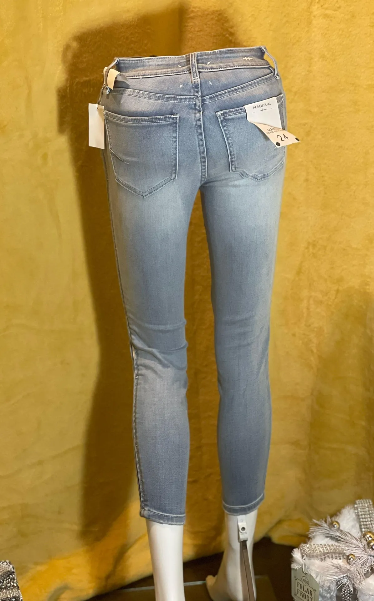 Demi Mid Rise Crop Skinny Jeans NEW - Image 6