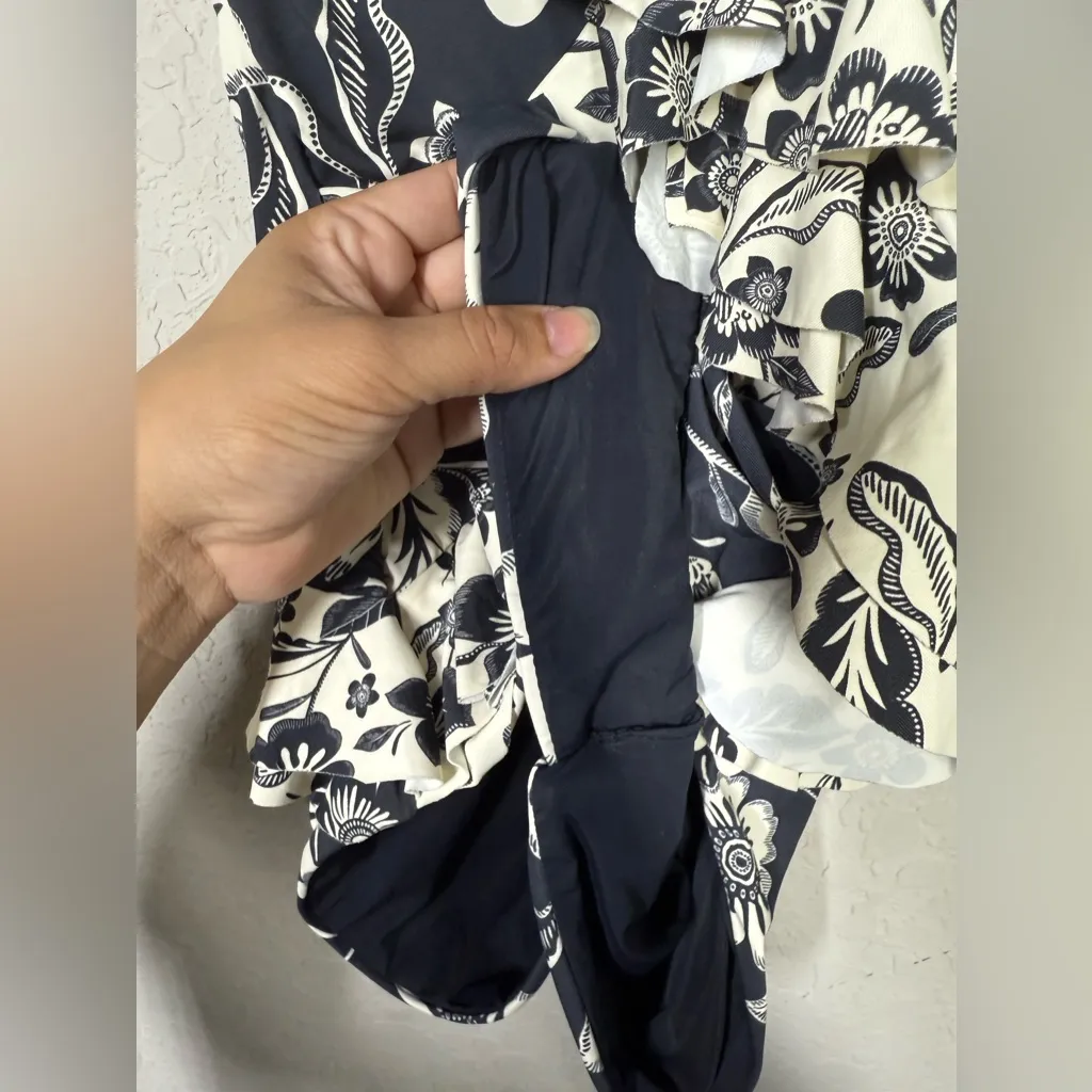 Anthropologie Maeve Ruffled Plunge One Piece Swimsuit Sz XS - Image 9