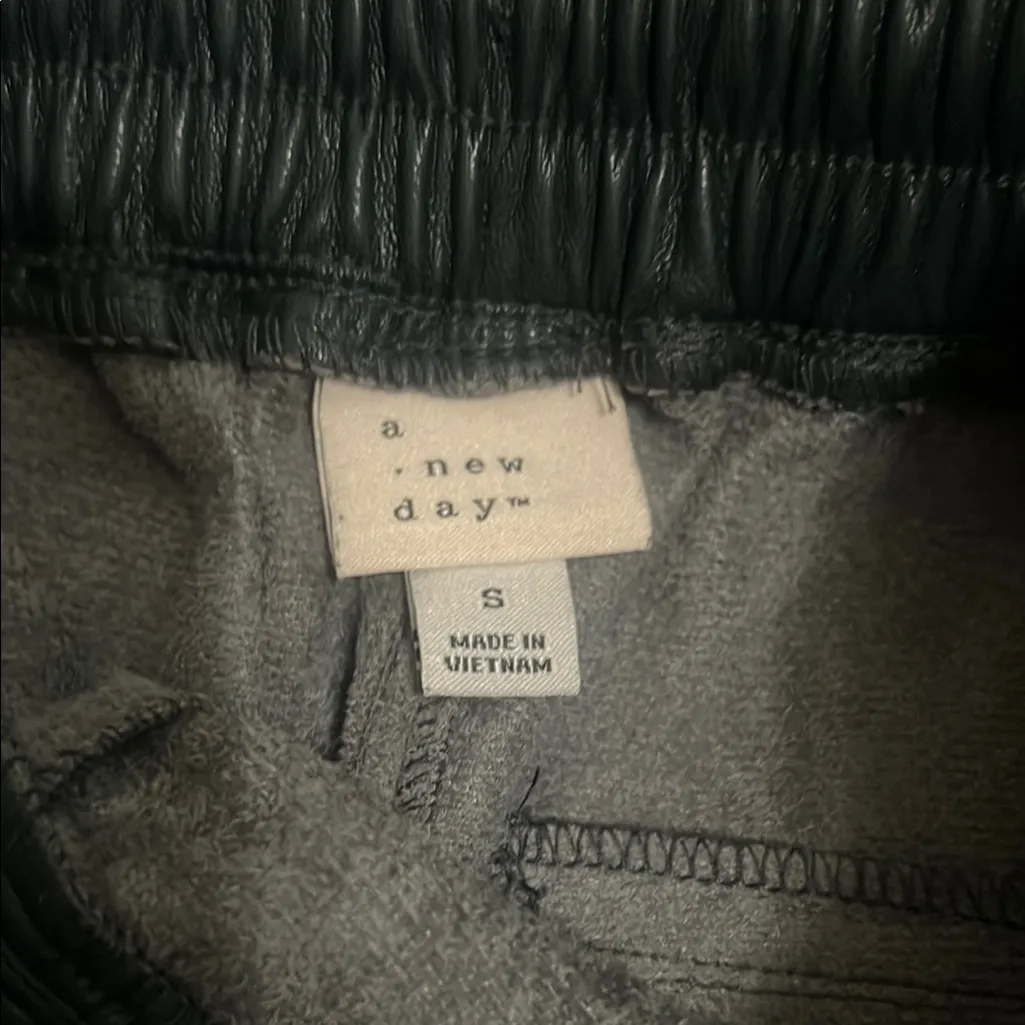 a new day Green Track Pants Joggers - Image 2