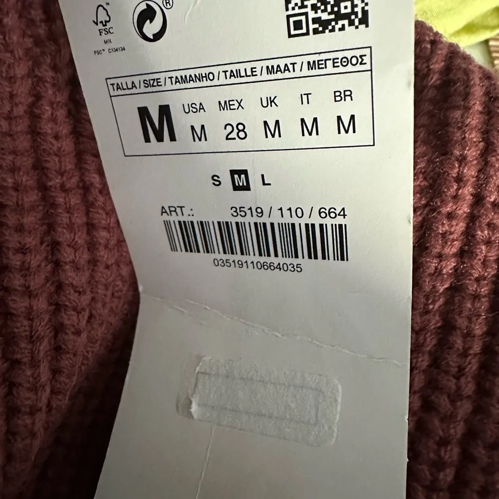 NWT Zara Knit Rust Colored Vest with Shoulder Pads - Image 6