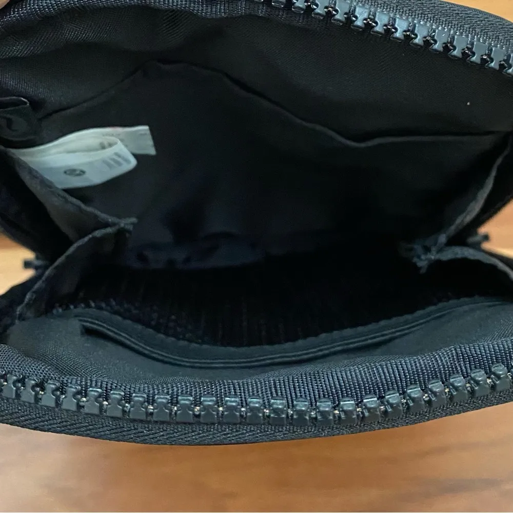 Lululemon Athletica Black Easy Access Crossbody Bag - Image 13
