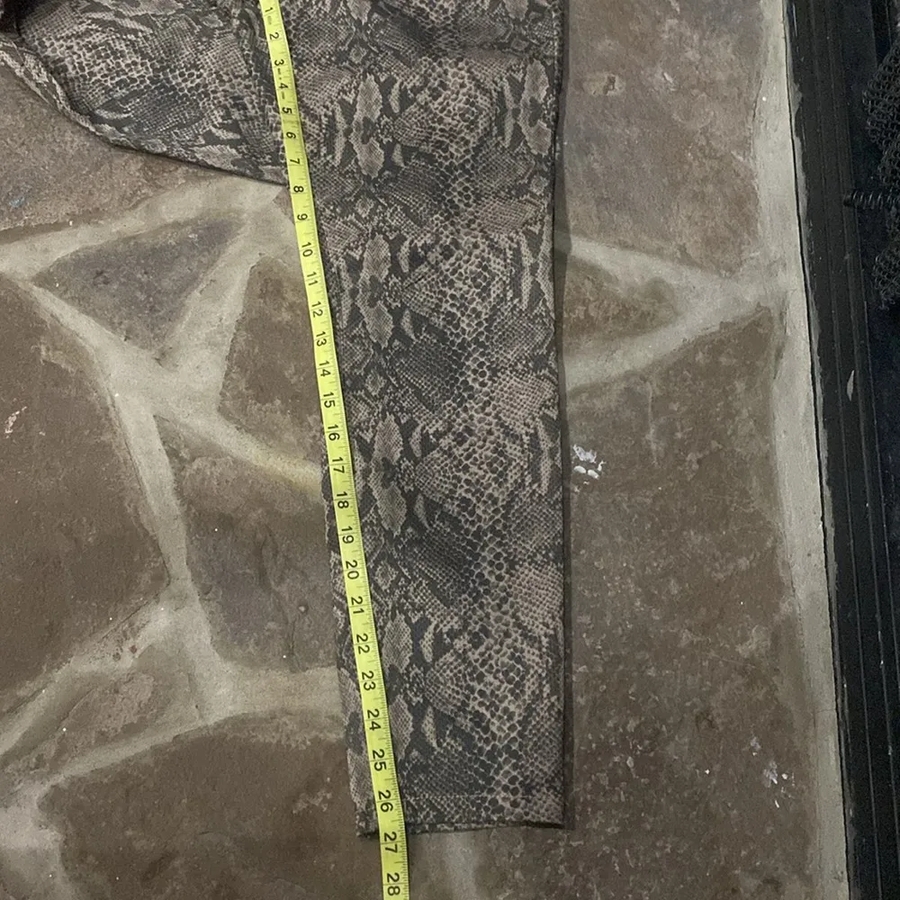 NY&Co snake print snakeskin tan brown black pull on skinny pants size L NWOT Size L - Image 6