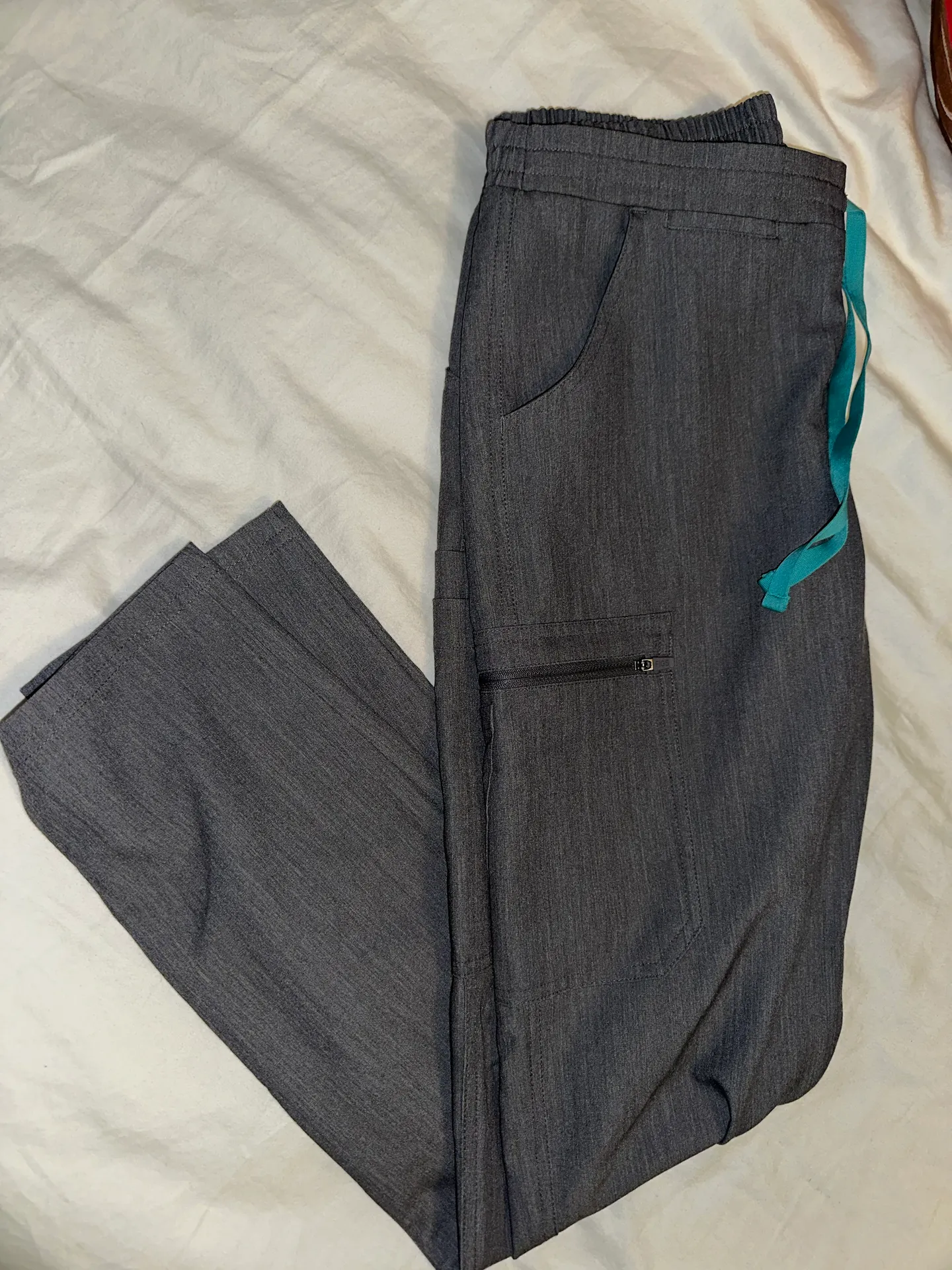 Scrubs Set - Image 6