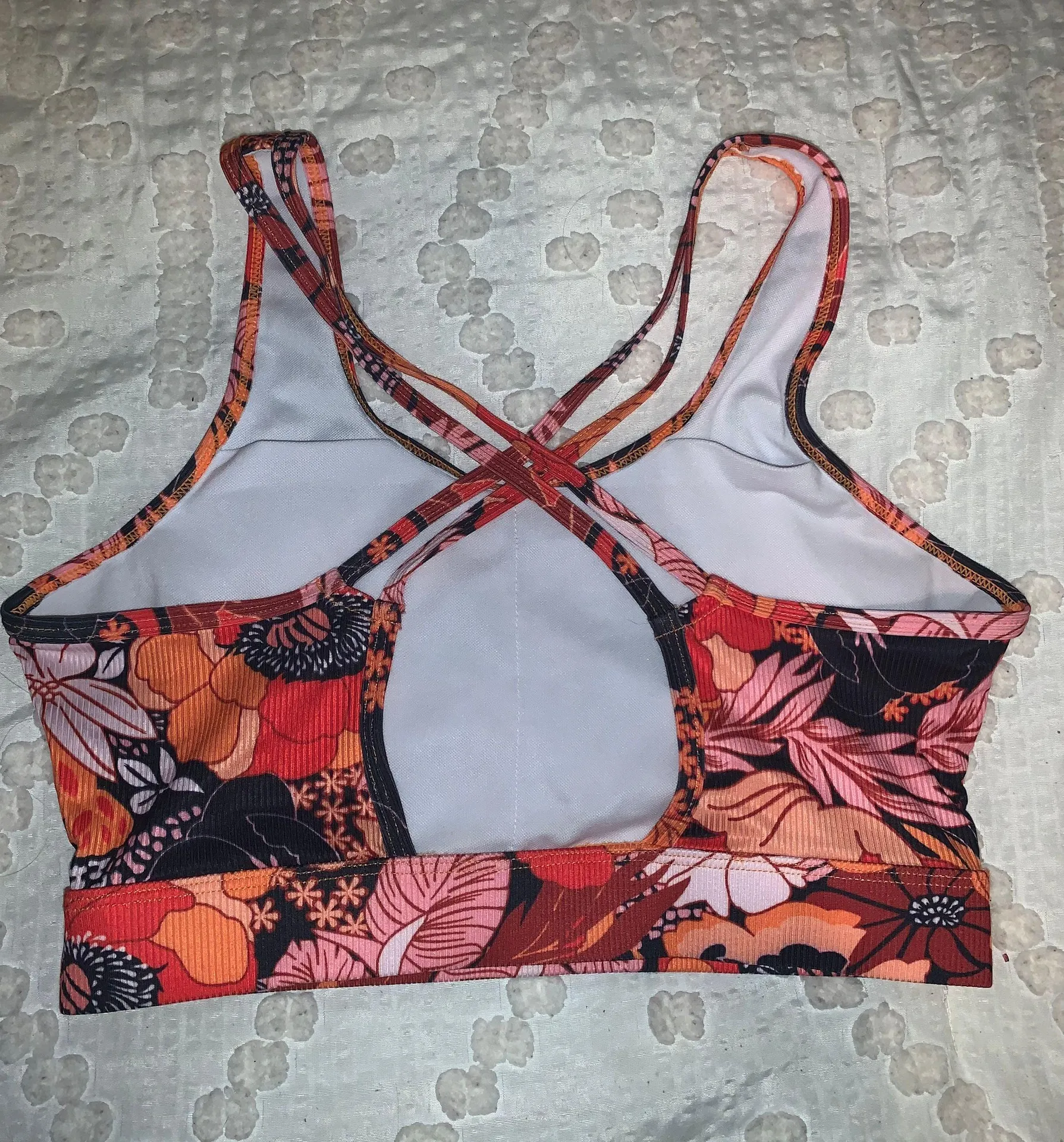 Sports Bra And Shorts Set - Image 3