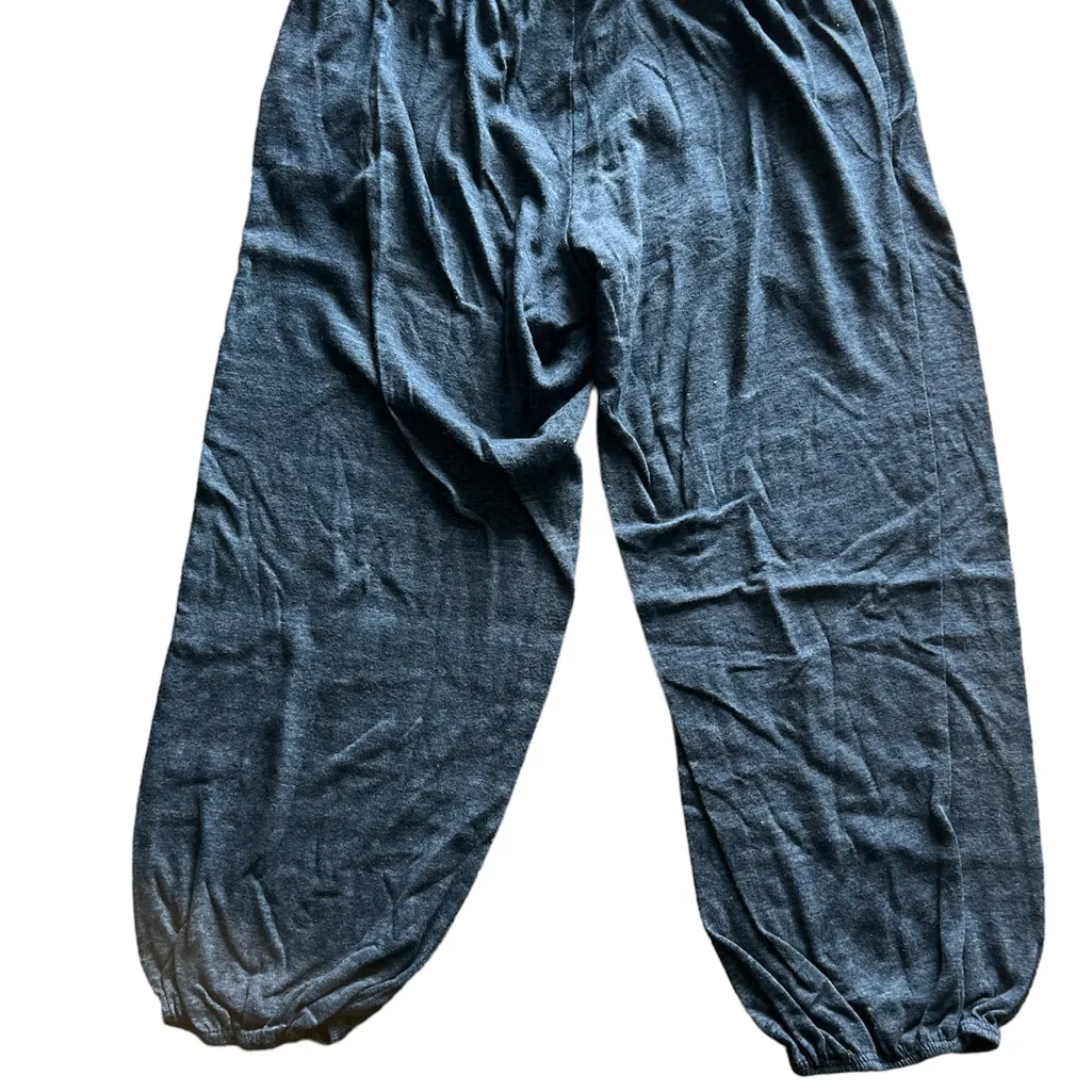 Women’s size M navy blue Santa Barbara,‎ California lightweight short joggers Size M - Image 5