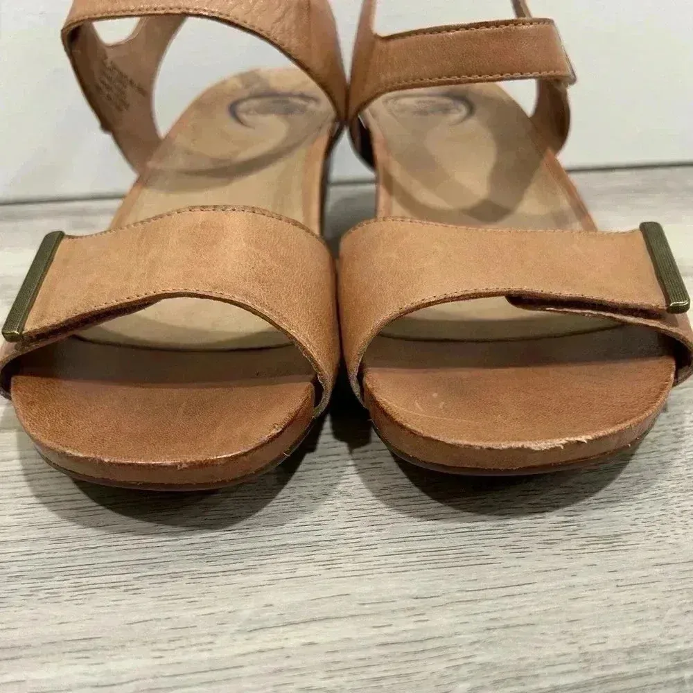 Abeo Biosystem Ruby Leather Sandals Hook Loop Strap 2” Block Heel Shoes Size 9 N Tan - Image 3
