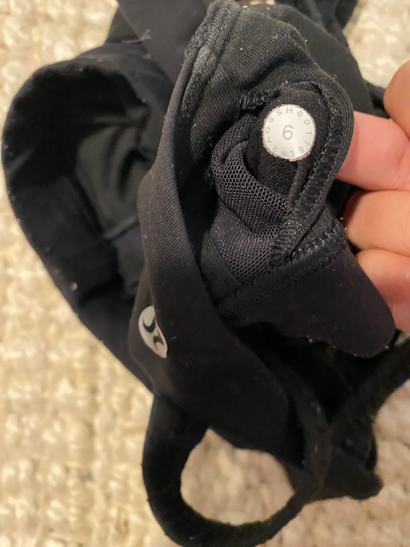 Lululemon Black  Energy Bra Braided Size 6 - Image 3