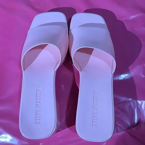 pink heels (woman’s size 7) - Image 2