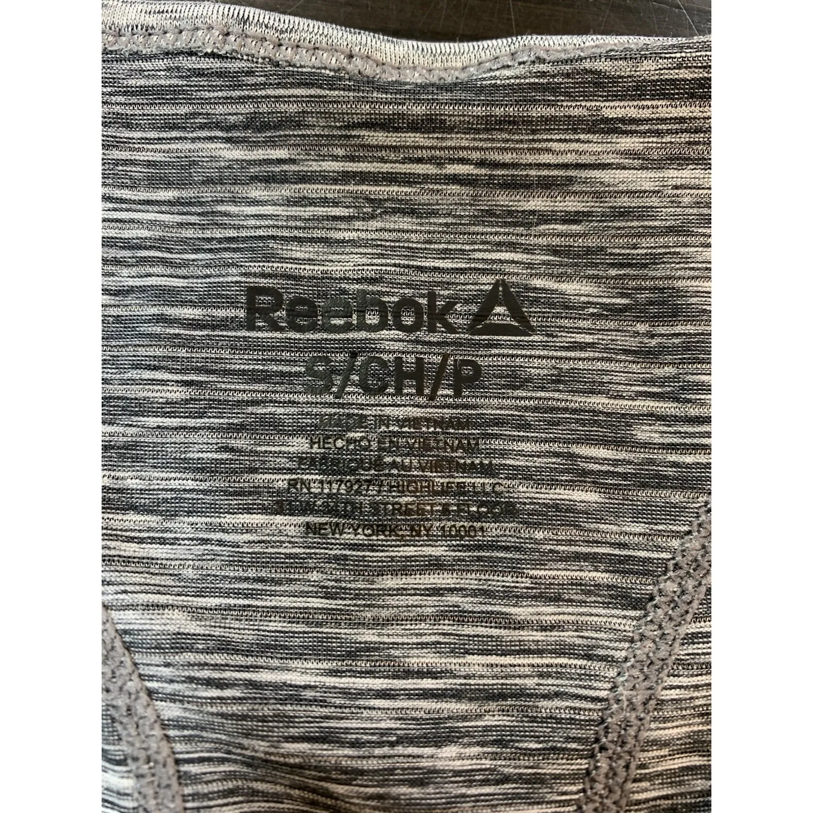 Reebok Training Racerback Dynamic Tank Top Gray Heather Womens‎ Small - Image 3