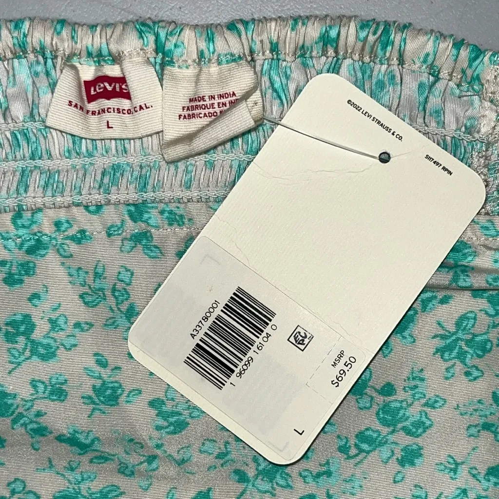 Levi's NWT L Cream Green Floral Print Puff Sleeve The Statement Blouse Crop Top - Image 4