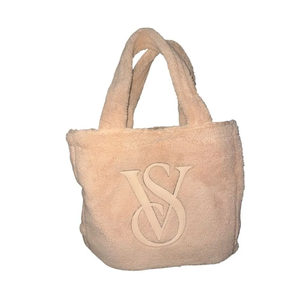 ✨VICTORIAS SECRET COZY PLUSH SHERPA TOTE BAG✨ - Image 6