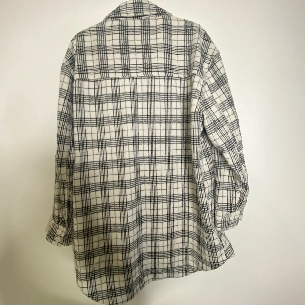 Ymi  Black White Plaid Button Down Shacket - Image 2
