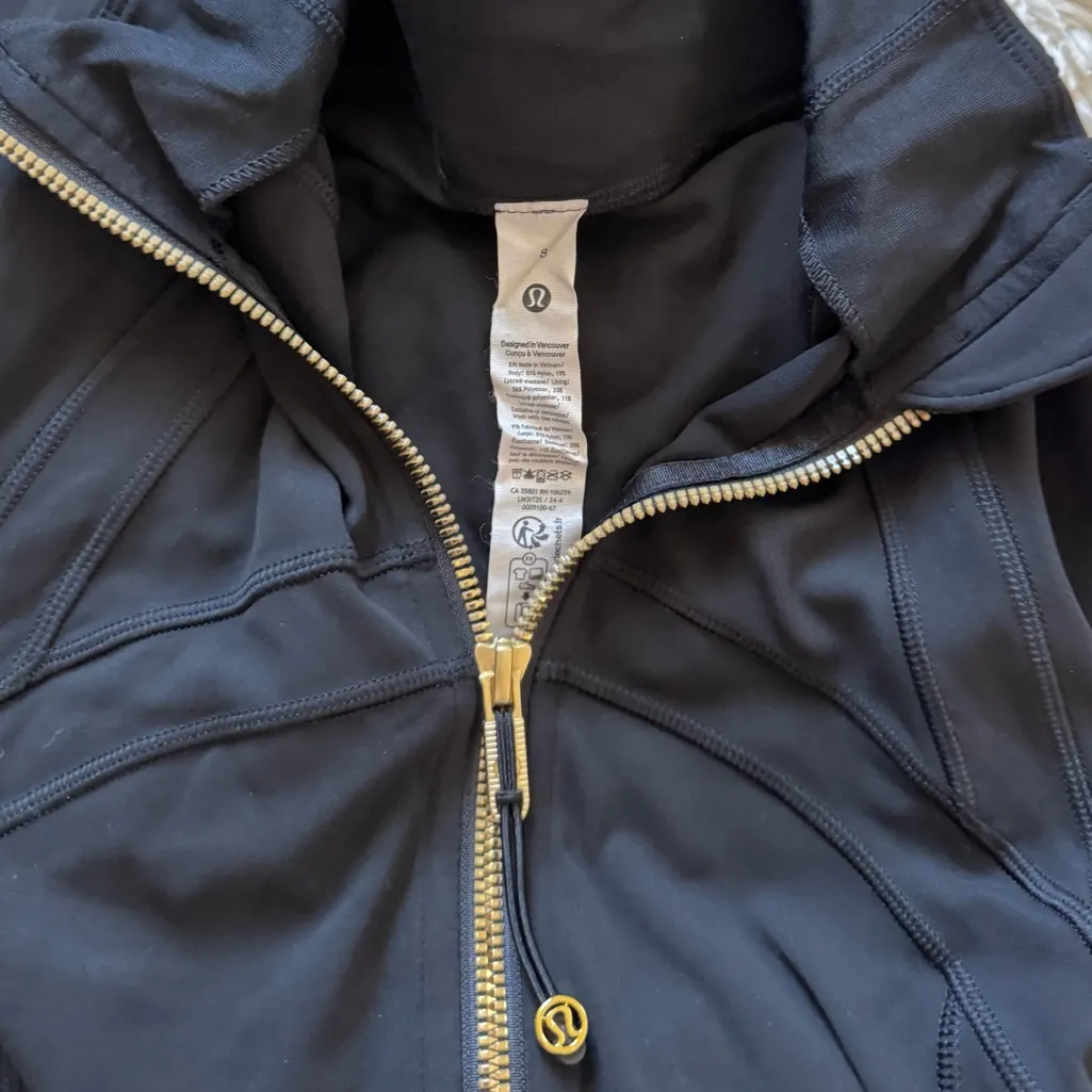 Black/ Gold Define Cropped Jacket Nulu - Image 4