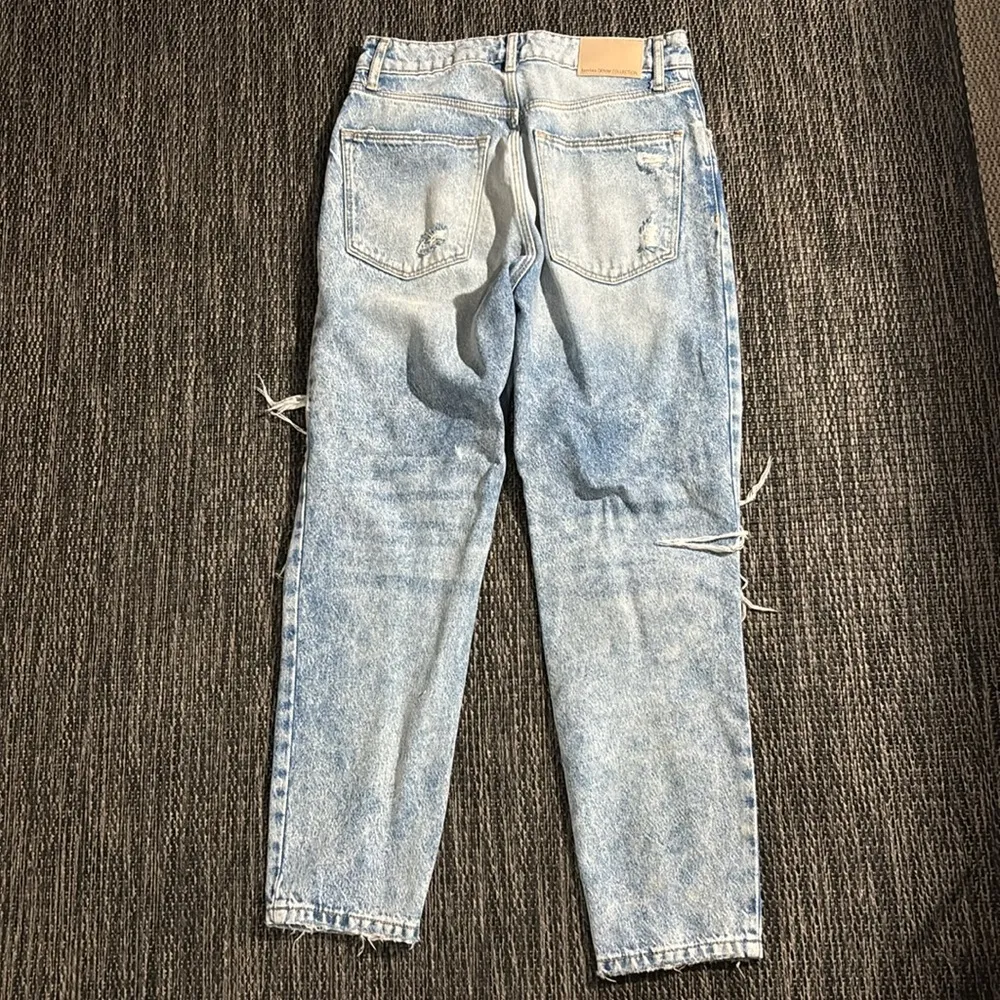 Bershka mom distressed jeans - Image 2