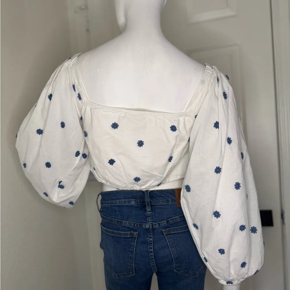 Farm Rio White and Blue Floral Women's Top - Image 5