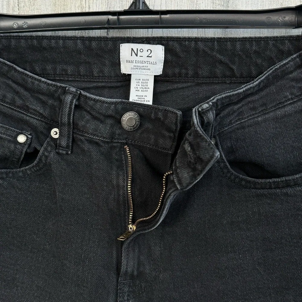 H&M Essentials No. 2 SZ 32/32 Jeans Mid-Rise Pocket Zip-Fly Faded Black Womens - Image 3