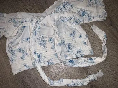 White Blouse/Blue Flowers Small - Image 7