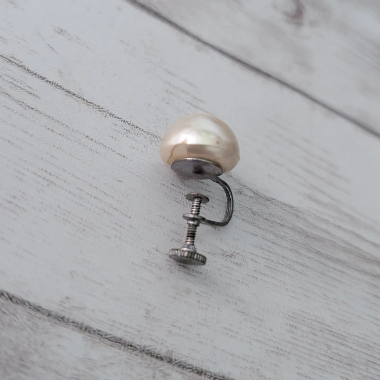 Vintage Screw On Earrings Domed Faux Pearl - Image 9