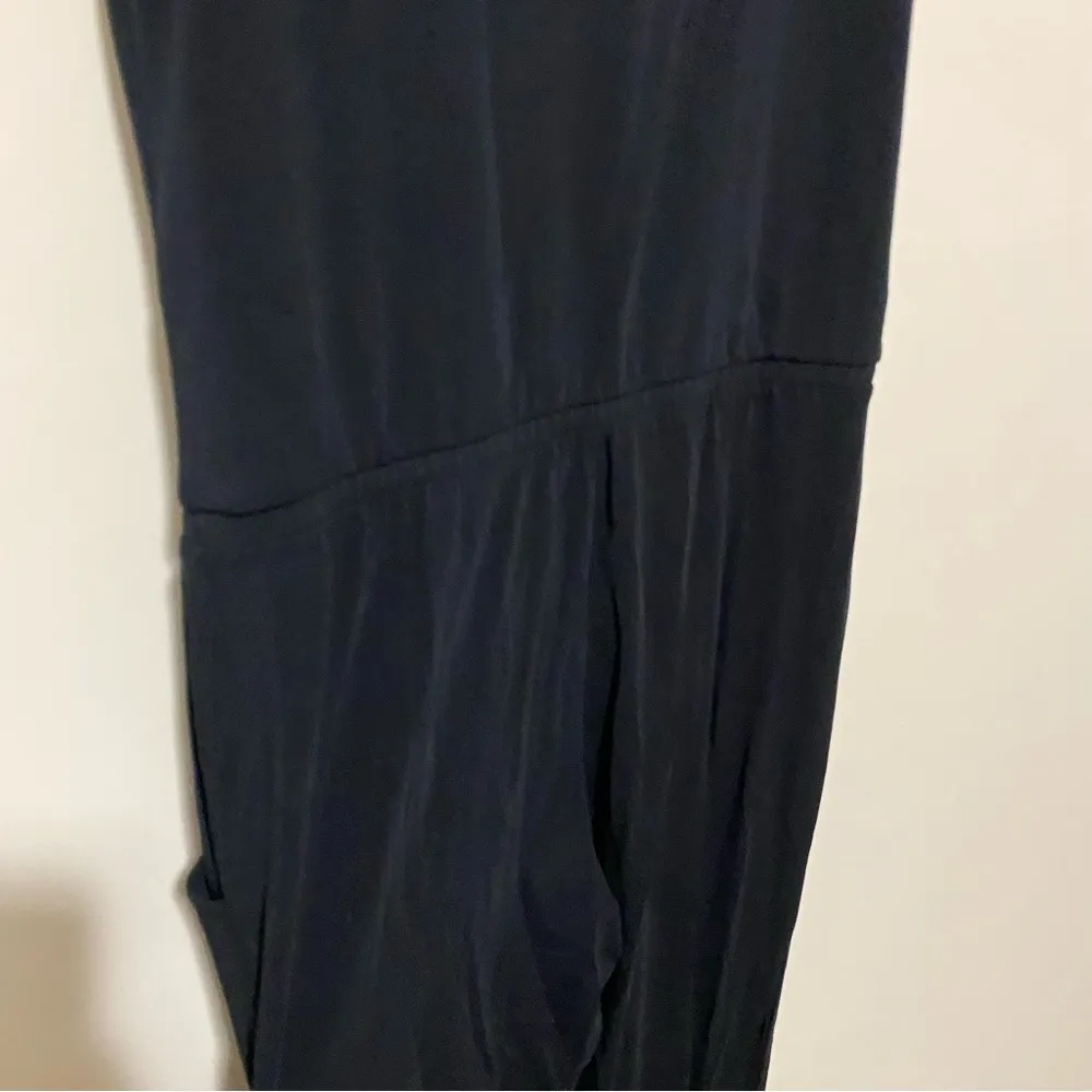 Garnet Hill Black Jersey Lounge Style Jumpsuit size 2 - Image 10